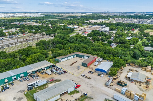 Plus de détails pour 308 Thomas Pl, Everman, TX - Industriel/Logistique aux enchères