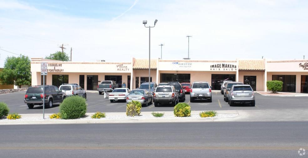 125 Thunderbird Dr, El Paso, TX à louer - Photo de l’immeuble – Image 3 sur 4