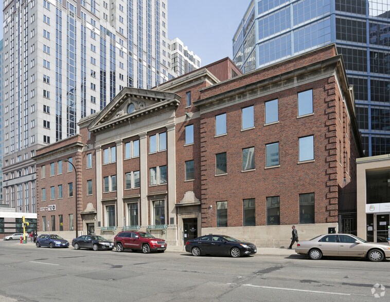 404 S 8th St, Minneapolis, MN à louer - Photo de l’immeuble – Image 1 sur 4