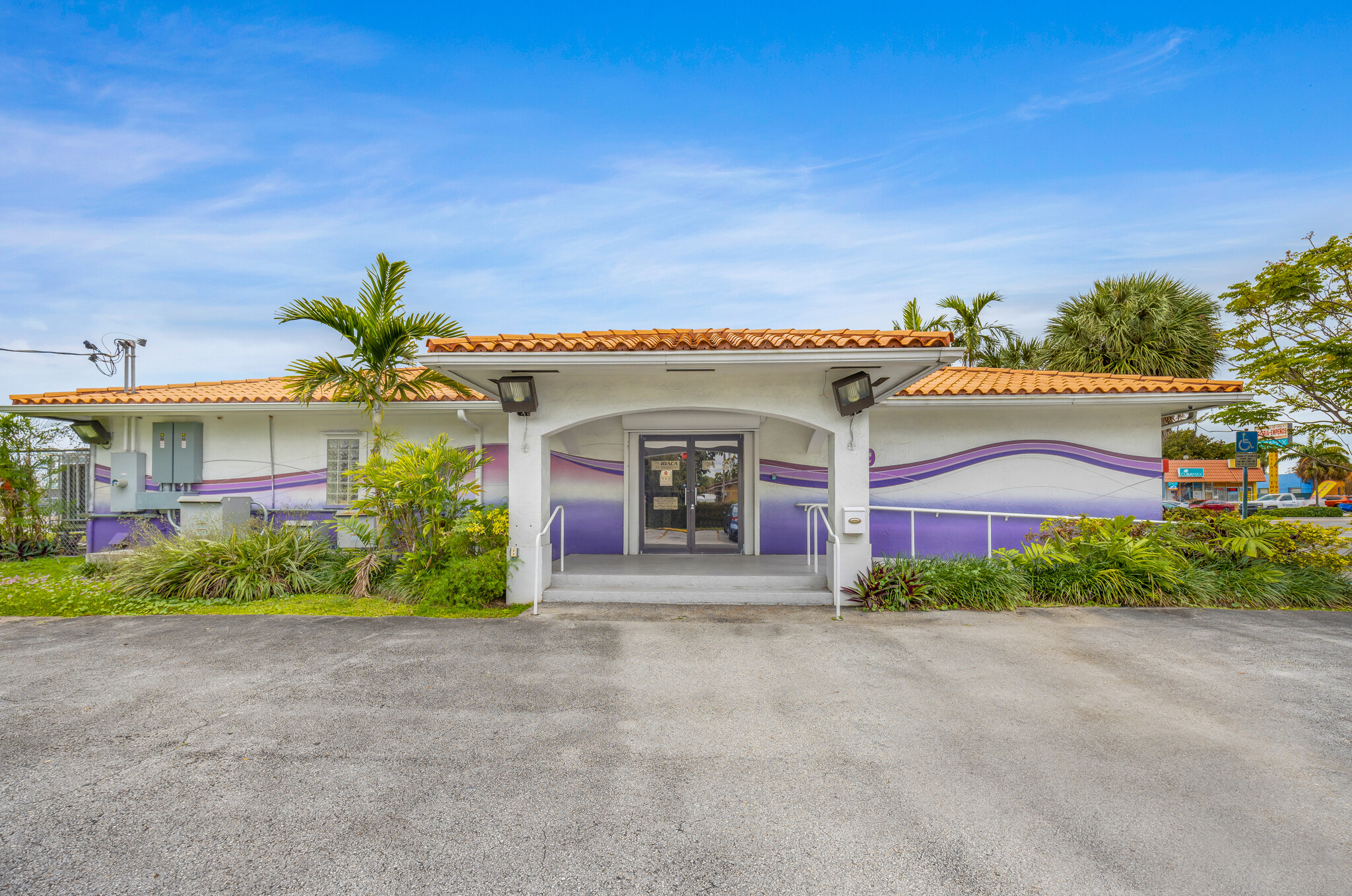 99 W 49th St, Hialeah, FL à vendre Photo principale– Image 1 sur 20