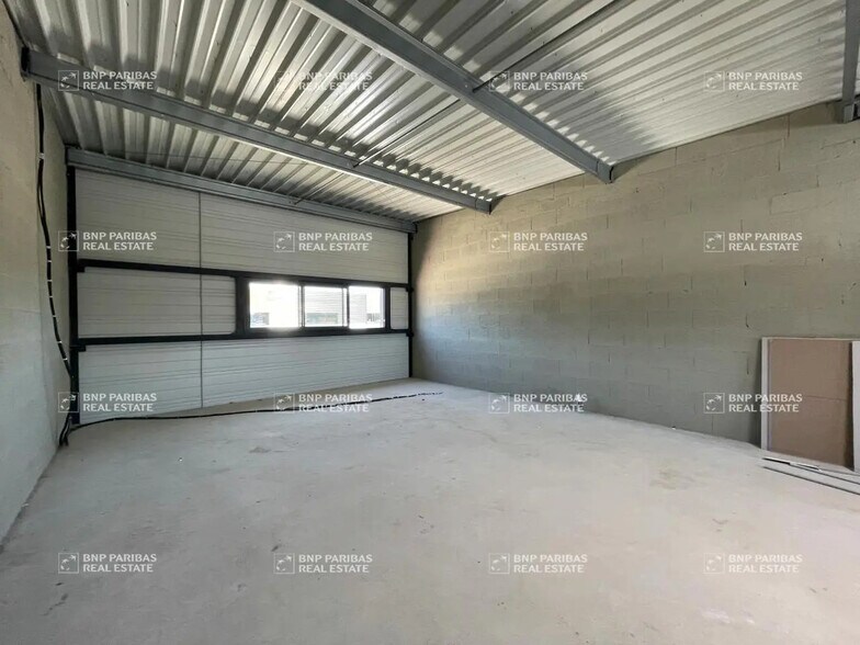 5 Allée Jacques Delors, Gradignan à louer - Photo de l’immeuble – Image 3 sur 15