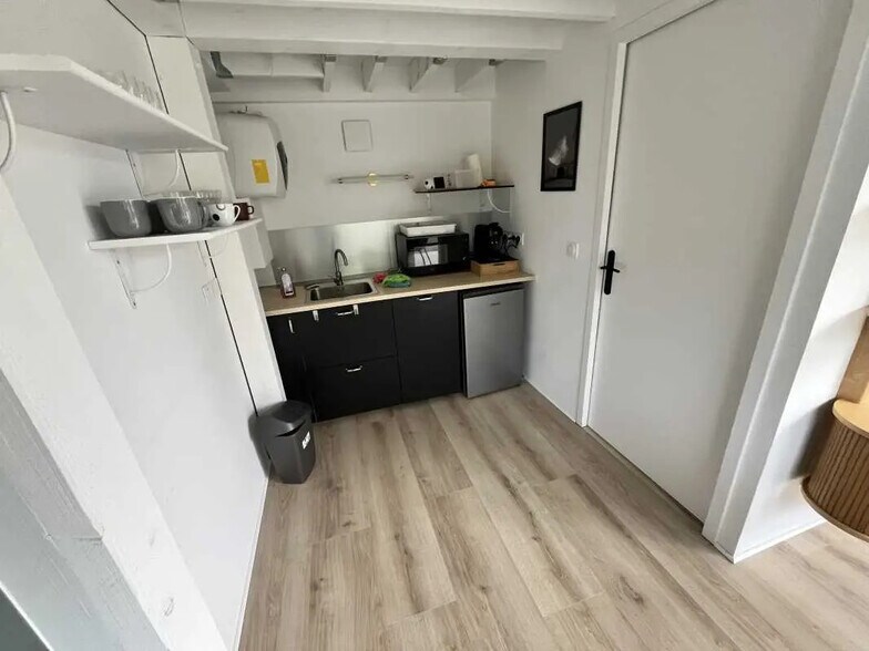 Bureau dans Saint-Jacques-de-la-Lande à vendre - Photo de l’immeuble – Image 3 sur 5