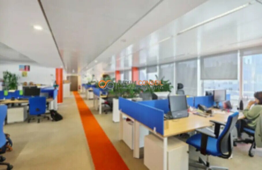 Bureau dans Levallois-Perret à louer - Photo de l’immeuble – Image 2 sur 4