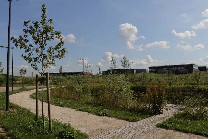 Industriel/Logistique dans Sucy-en-Brie à louer - Photo de l’immeuble – Image 3 sur 6