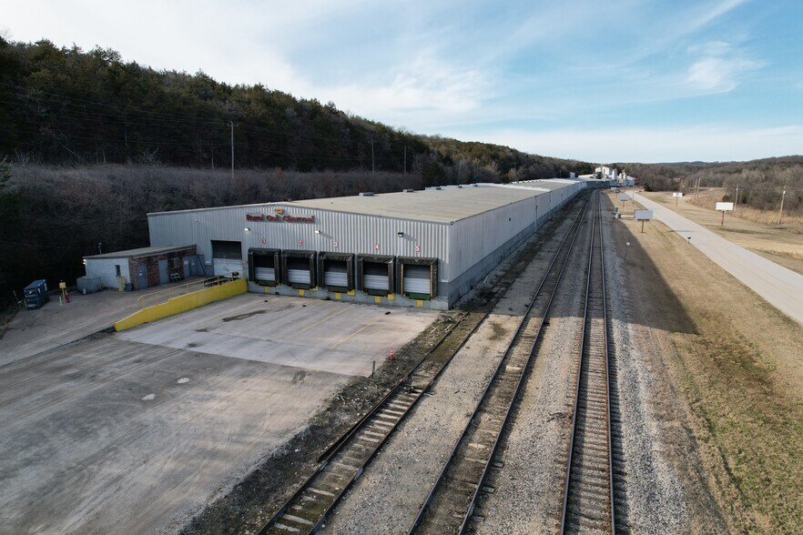 Charcoal Plant Dr, Omaha, AR à vendre - Photo de l’immeuble – Image 3 sur 14