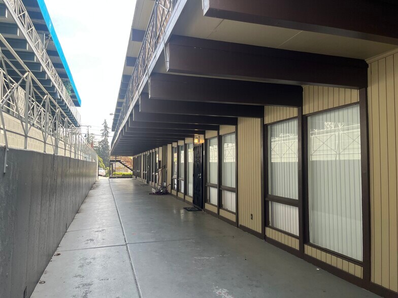 3585 66th Ave, Oakland, CA à vendre - Photo de l’immeuble – Image 3 sur 6