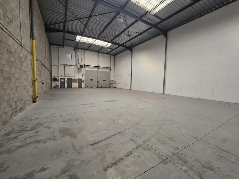 Bureau dans Saint-Ouen-sur-Seine à louer - Photo intérieure – Image 2 sur 17