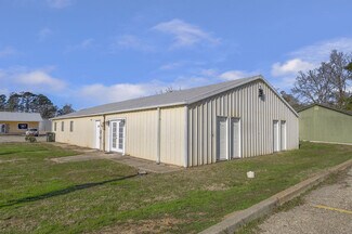 Plus de détails pour 211 Glover Dr, Newton, TX - Local commercial à vendre