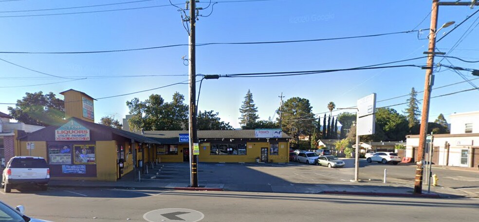 390 4th Ave, Redwood City, CA à louer - Photo de l’immeuble – Image 2 sur 3