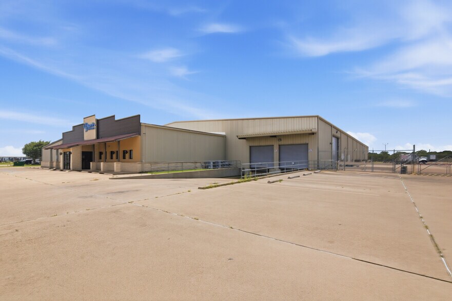 8316 Lone Tree Rd, Victoria, TX à vendre - Photo de l’immeuble – Image 3 sur 77
