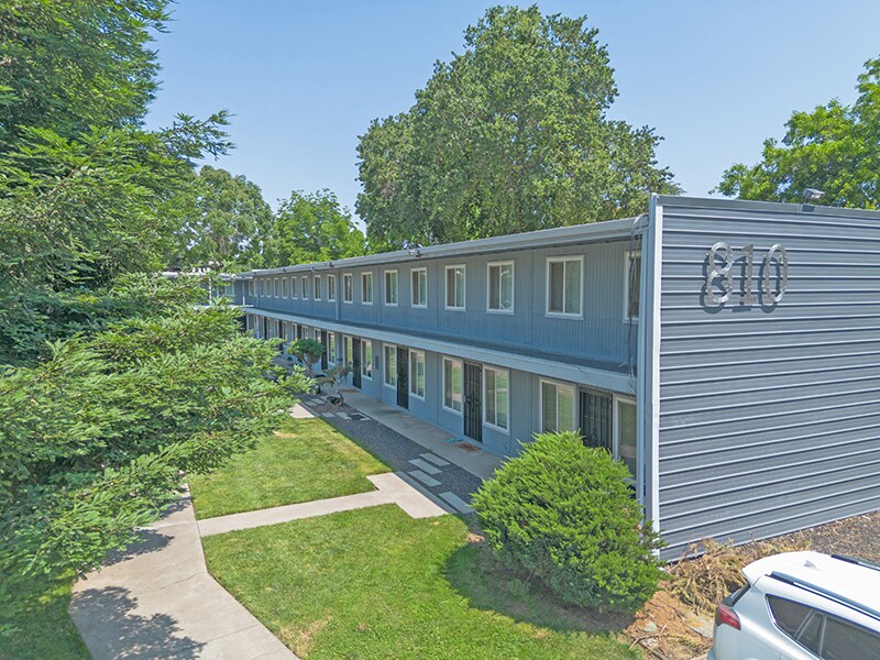 810 W 1st Ave, Chico, CA à vendre Photo de l’immeuble– Image 1 sur 10