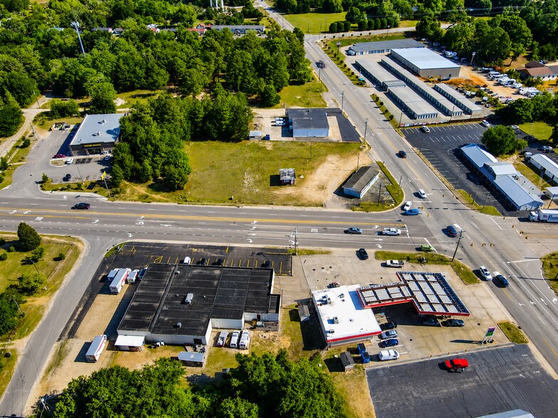 1000 Honeycutt Rd, Fayetteville, NC à vendre - Photo de l’immeuble – Image 3 sur 5