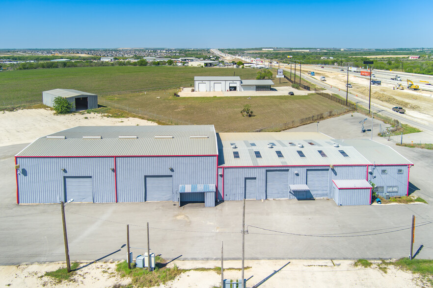 11670 Interstate 10 E, Converse, TX à vendre - Photo de l’immeuble – Image 3 sur 7