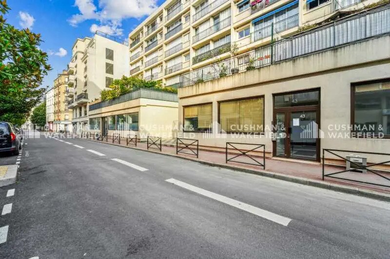 Bureau dans Levallois-Perret à vendre - Photo de l’immeuble – Image 2 sur 8