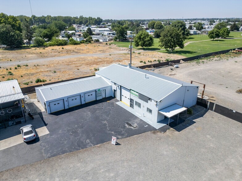 2331 W A St, Pasco, WA à louer - Photo de l’immeuble – Image 2 sur 35