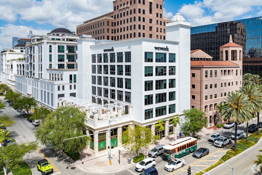 2222 Ponce de Leon Blvd, Coral Gables, FL à louer - Photo principale – Image 1 sur 14