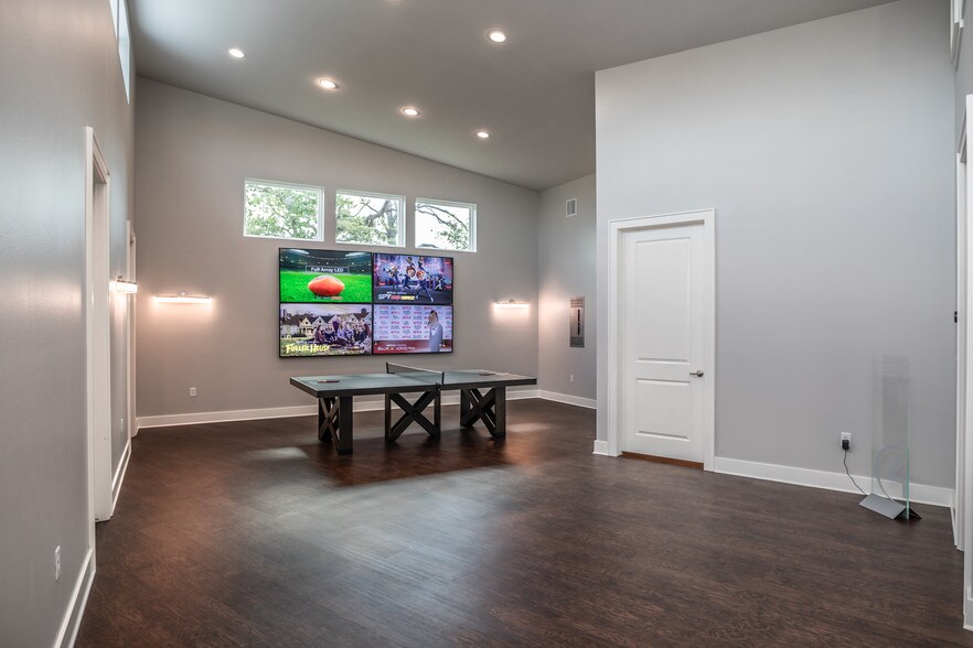 555 William D Fitch Pkwy, College Station, TX à vendre - Autre – Image 3 sur 17