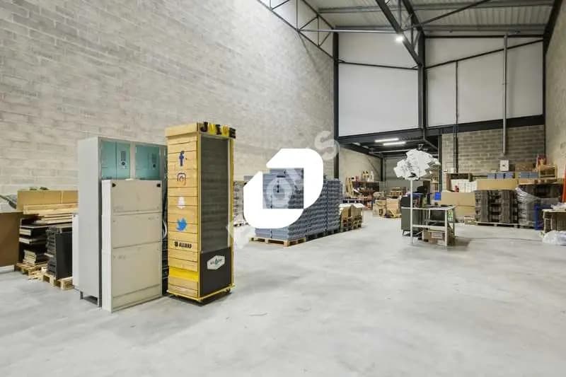 Local d'activités dans Cormeilles-en-Parisis à vendre - Photo intérieure – Image 3 sur 7