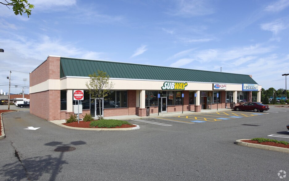 500-506 Valley St, Manchester, NH à vendre - Photo principale – Image 1 sur 5