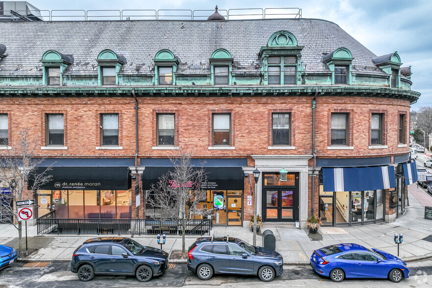 73-107 Union St, Newton, MA à louer - Photo de l’immeuble – Image 3 sur 8