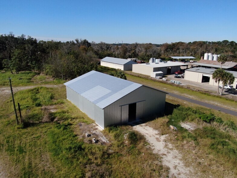 205 N Dancy Ave, Hastings, FL à louer - Photo principale – Image 3 sur 11