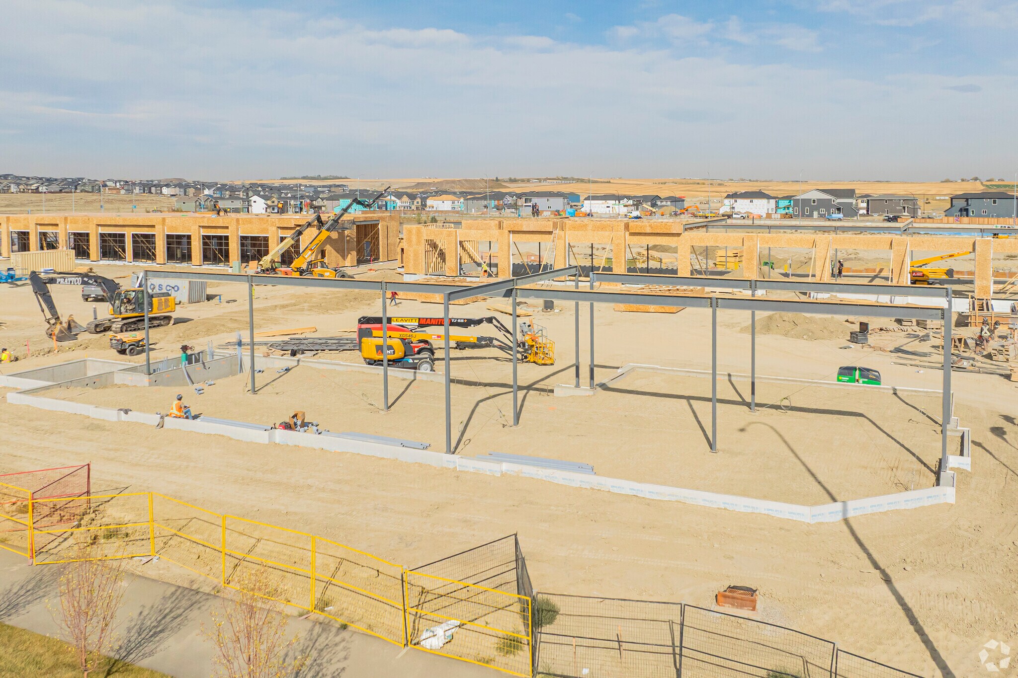 11 Th St NE, Calgary, AB à louer Photo de l’immeuble– Image 1 sur 4