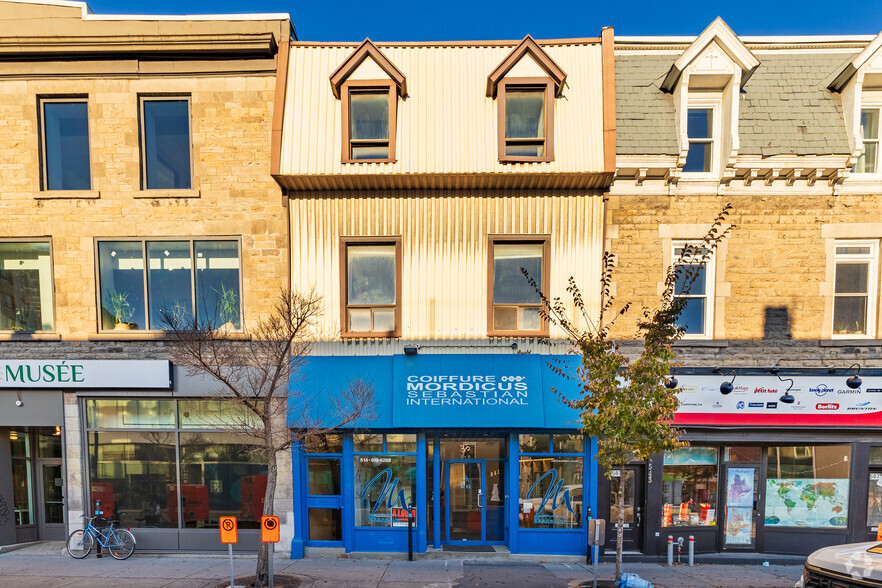 539-541A Rue Ontario E, Montréal, QC à louer - Photo principale – Image 1 sur 3