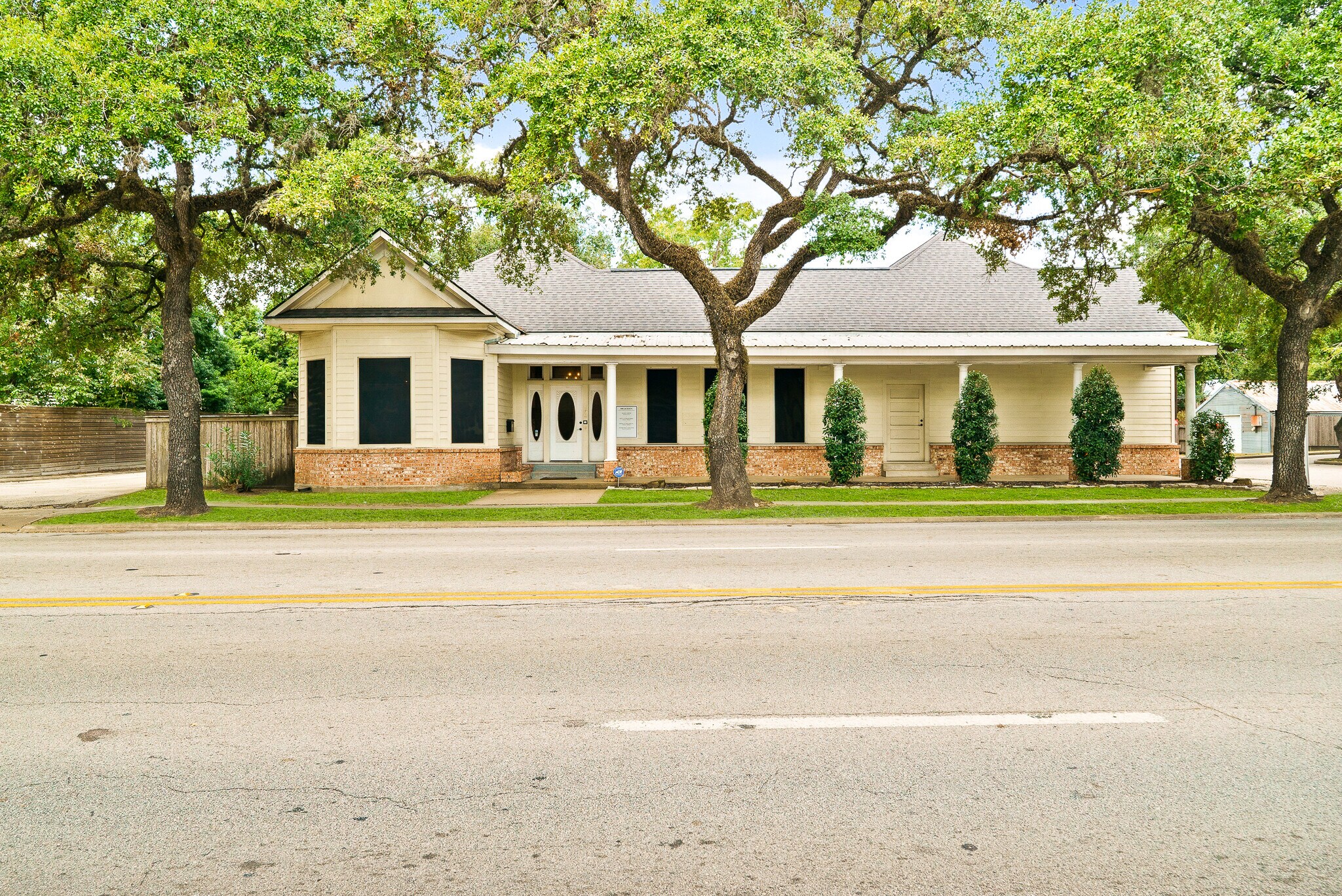 800 Jackson St, Richmond, TX à vendre Photo de l’immeuble– Image 1 sur 39