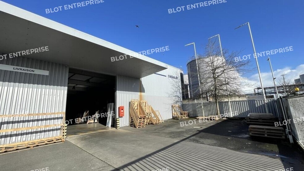 Industriel/Logistique dans Saint-Nazaire à louer - Photo de l’immeuble – Image 3 sur 4