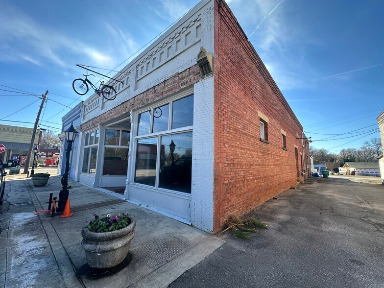 13 Public Sq, Bowman, GA à vendre - Photo de l’immeuble – Image 3 sur 12
