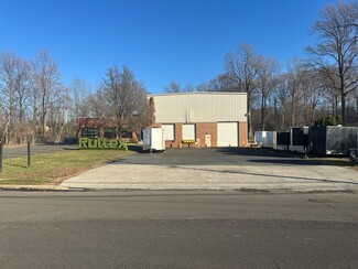 Plus de détails pour 171 Railroad Dr, Warminster, PA - Industriel/Logistique à vendre