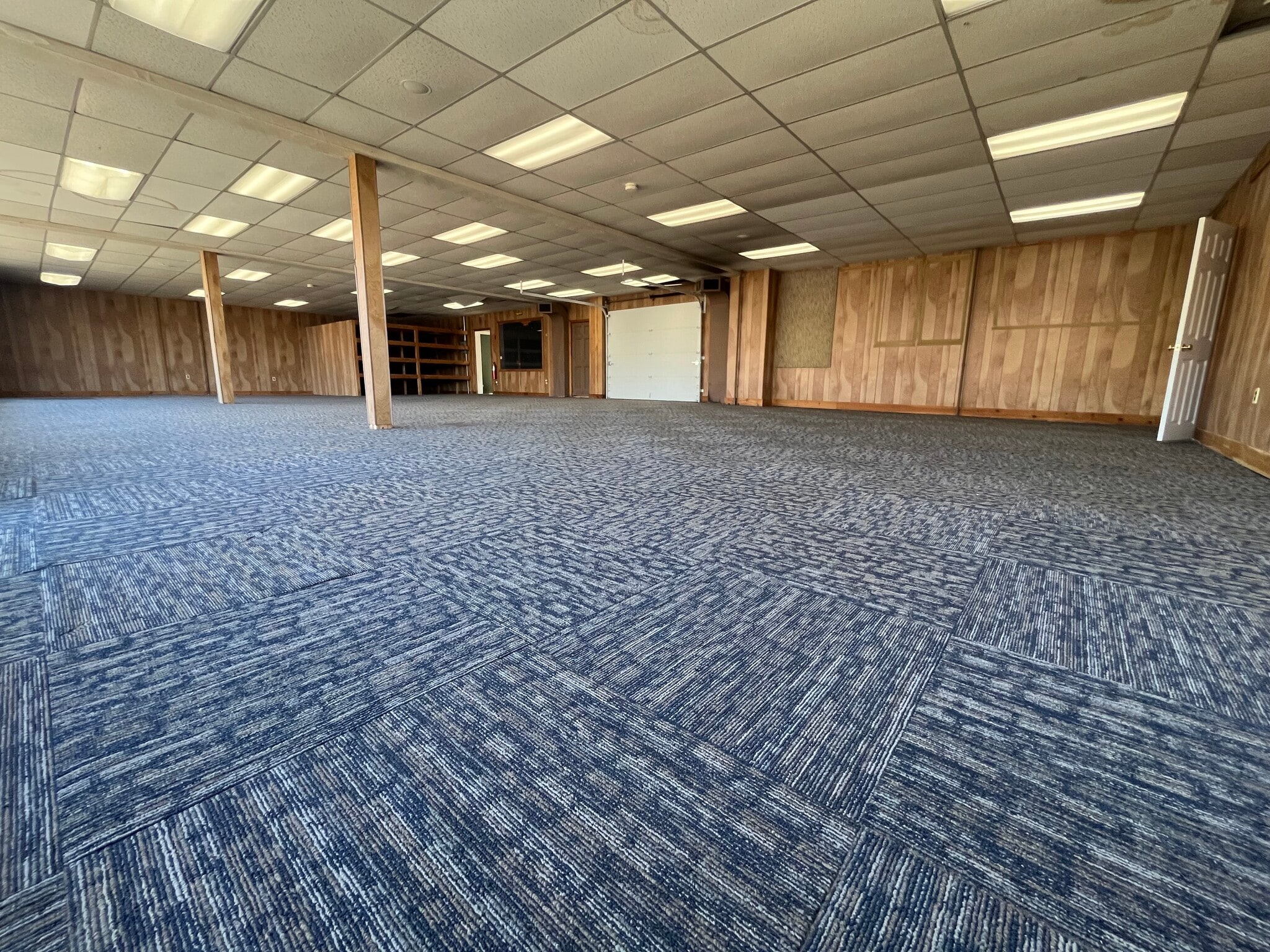 447 Rantoul St, Beverly, MA à louer Photo intérieure– Image 1 sur 20