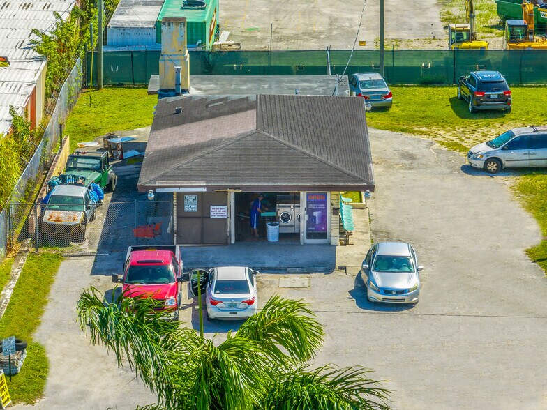 1461 N Krome Ave, Florida City, FL à vendre - Photo de l’immeuble – Image 2 sur 20
