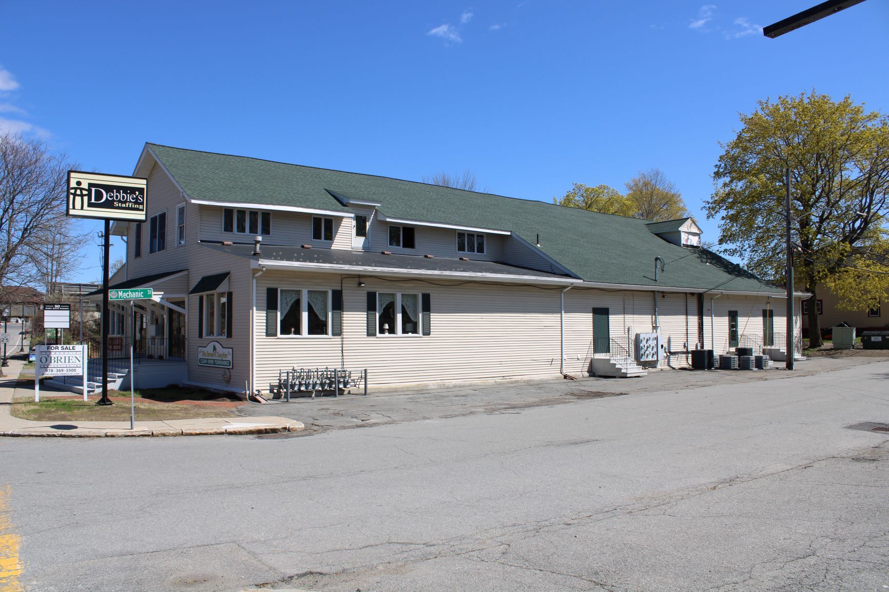 50 W Main St, Ayer, MA à louer Photo de l’immeuble– Image 1 sur 15