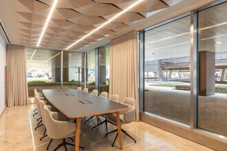 Calle Vía de los Poblados, 3, Madrid, Madrid à louer Photo intérieure– Image 2 sur 4