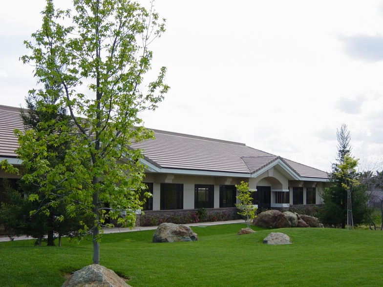 1192-1194 Suncast Ln, El Dorado Hills, CA à louer - Photo de l’immeuble – Image 1 sur 8