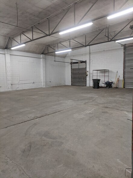 186 Patton Ave, Asheville, NC à louer - Photo de l’immeuble – Image 3 sur 4