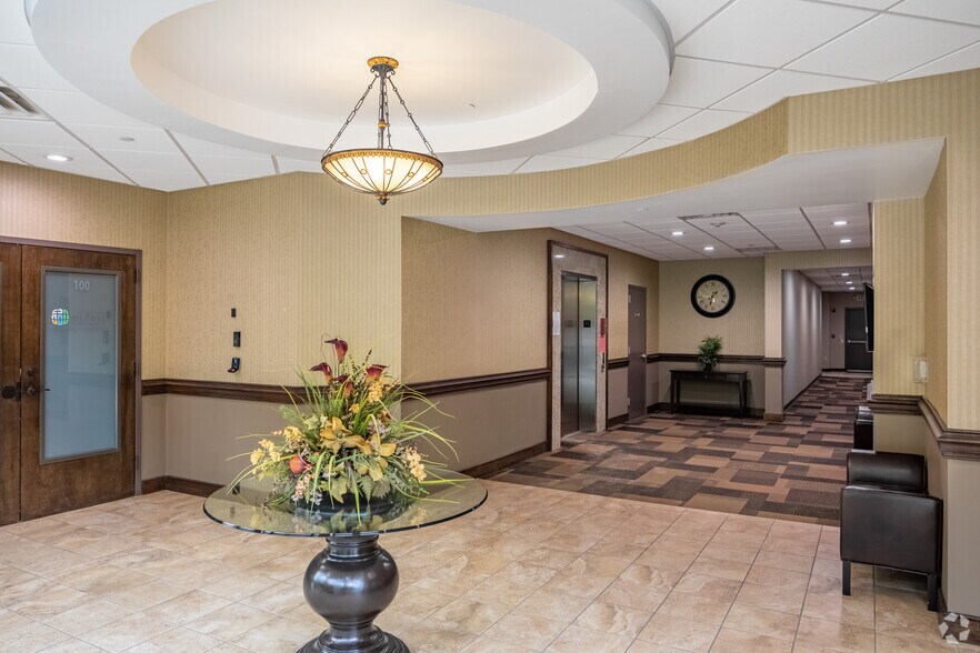 6515 Shiloh Rd, Alpharetta, GA à vendre - Hall d’entrée – Image 2 sur 5