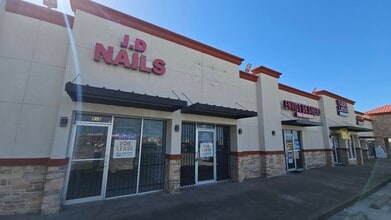 904-932 E Arkansas Ln, Arlington, TX à louer Photo de l’immeuble– Image 1 sur 6