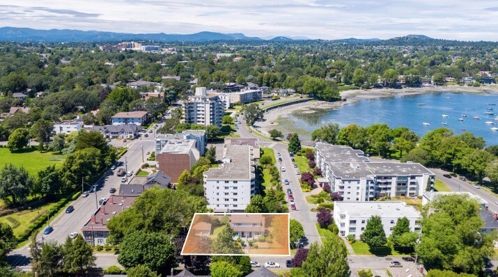 2634 Currie Rd, Victoria, BC à vendre - Photo de l’immeuble – Image 1 sur 1