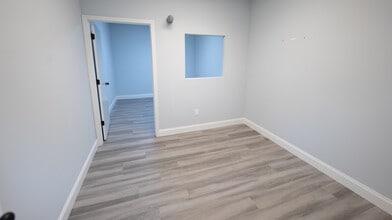 1209 Tech Blvd, Tampa, FL à louer Photo intérieure– Image 1 sur 14