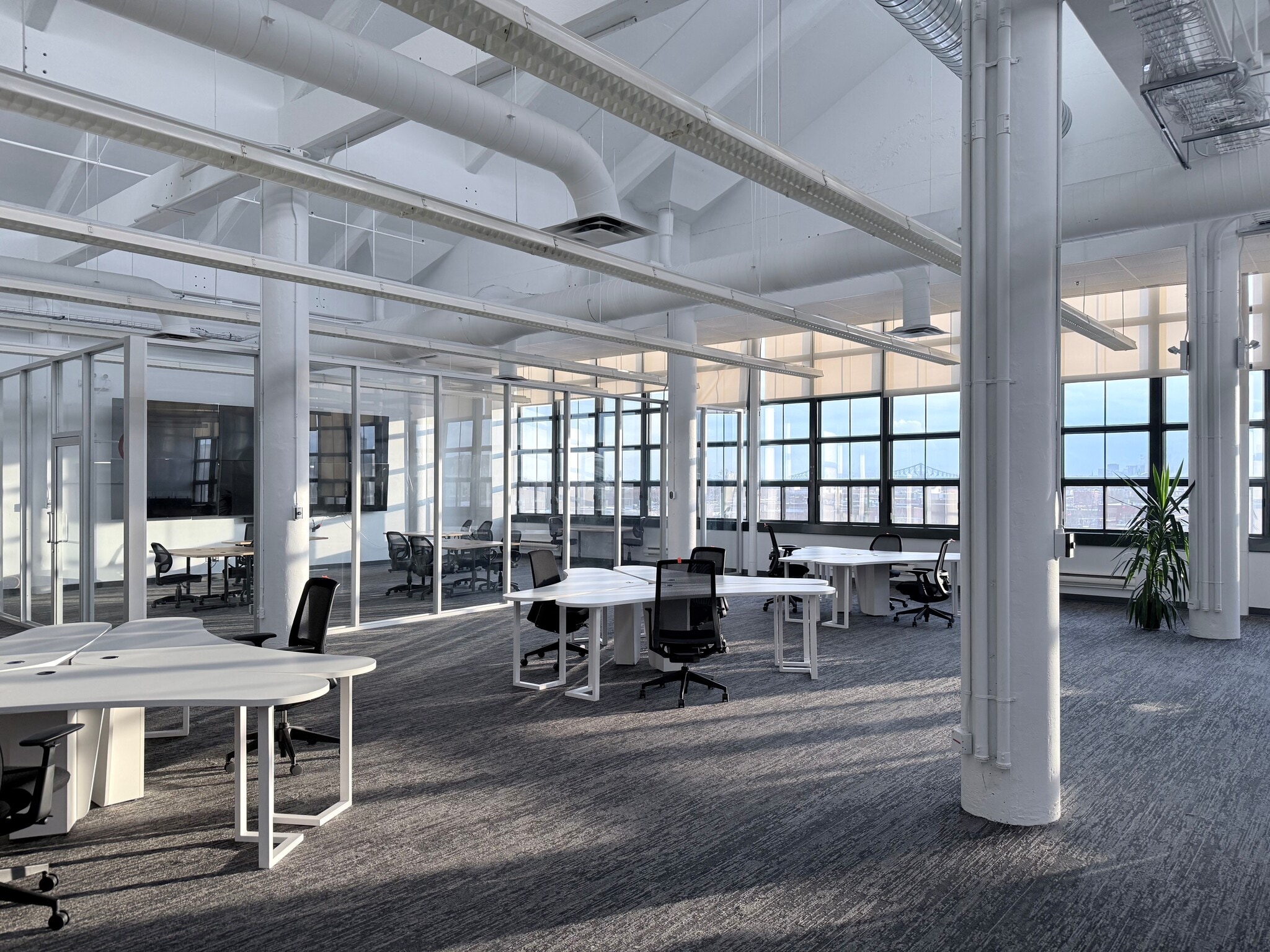 2030-2050 Boul Pie IX, Montréal, QC à louer Photo intérieure– Image 1 sur 2