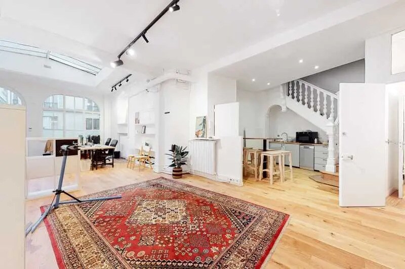 Bureau dans Paris à louer - Photo de l’immeuble – Image 2 sur 17