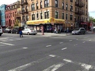 728 Driggs Ave, Brooklyn, NY à louer Photo principale– Image 1 sur 2