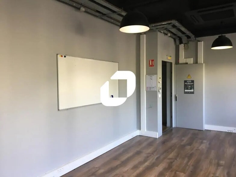 Bureau dans Fontenay-sous-Bois à louer - Photo intérieure – Image 2 sur 5