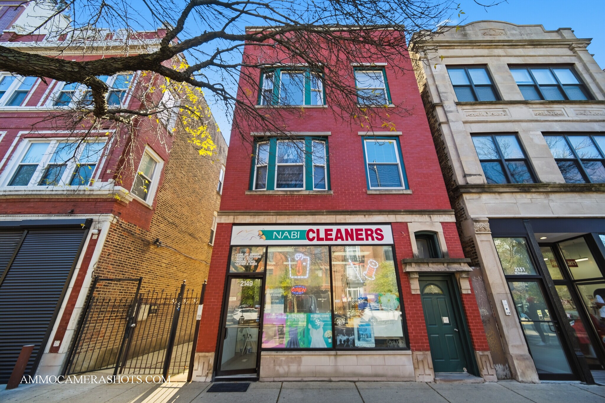 2149 W Division St, Chicago, IL à vendre Photo de l’immeuble– Image 1 sur 13
