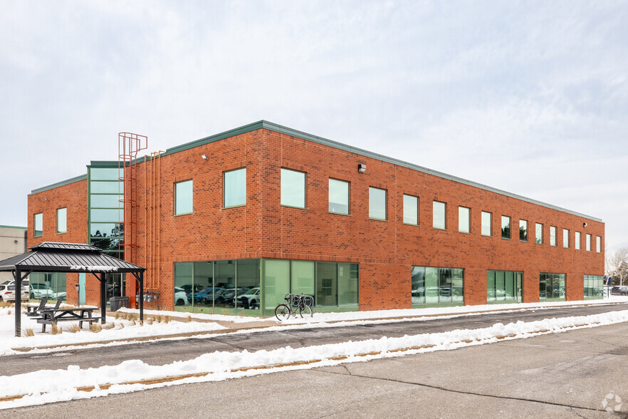 57 Auriga Dr, Ottawa, ON à louer - Photo de l’immeuble – Image 2 sur 4