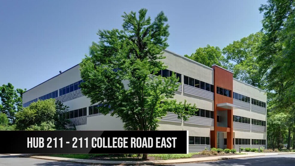211 College Rd E, Princeton, NJ à louer - Vidéo sur l’annonce professionnelle – Image 2 sur 6