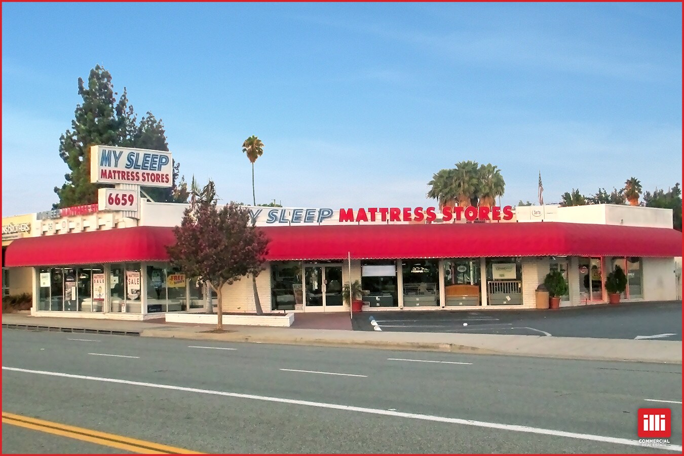 6659 Topanga Canyon Blvd, Woodland Hills, CA à louer Photo de l’immeuble– Image 1 sur 5