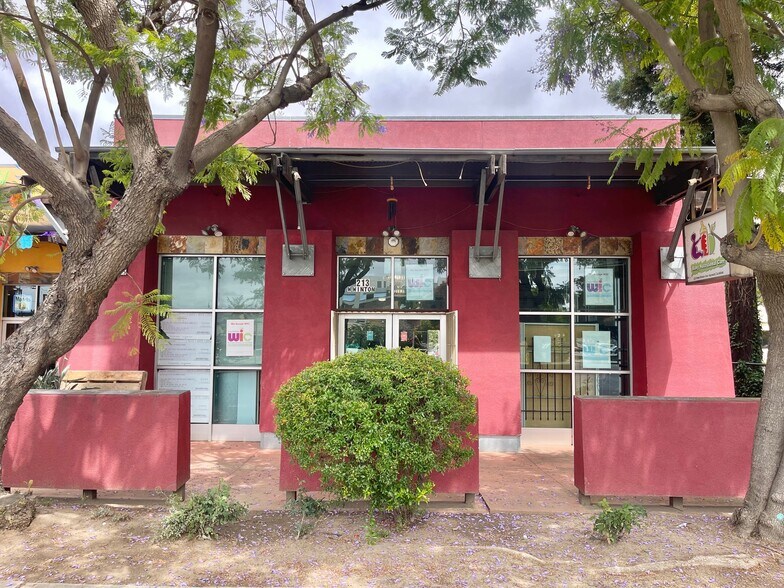 213-217 W Winton Ave, Hayward, CA à louer - Photo de l’immeuble – Image 1 sur 24